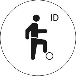 Piktogramm Fußball-ID: Eine Person steht auf einem Bein und steht mit dem anderen Fuß auf einem Ball. Oben rechts stehen die Buchstaben I D.
